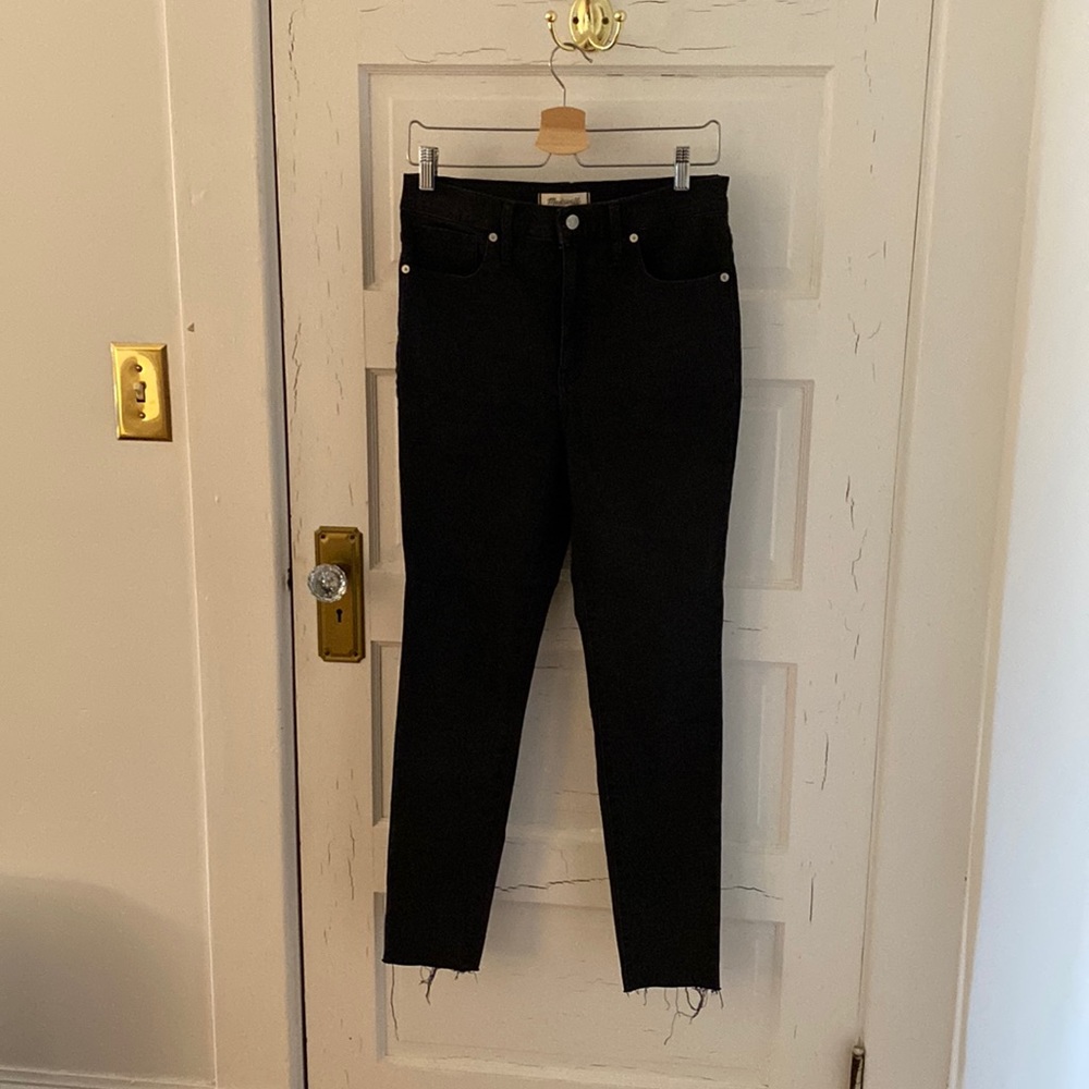 madewell 11-inch high rise skinny black jeans
